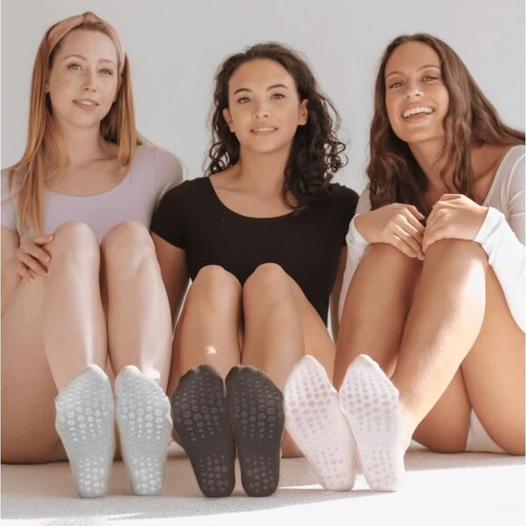 🆕Women Black Cotton Grip Socks Non-Slip Yoga Pilates Ballet Barefoot 6 Pack - Picture 2 of 6